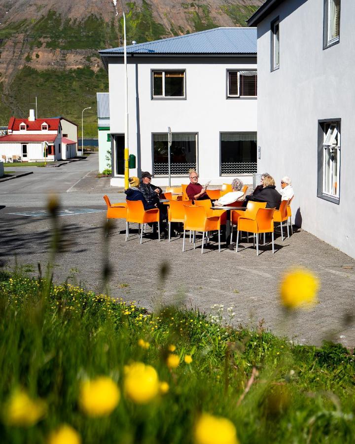 Fisherman Hotel Westfjords Sudureyri Buitenkant foto