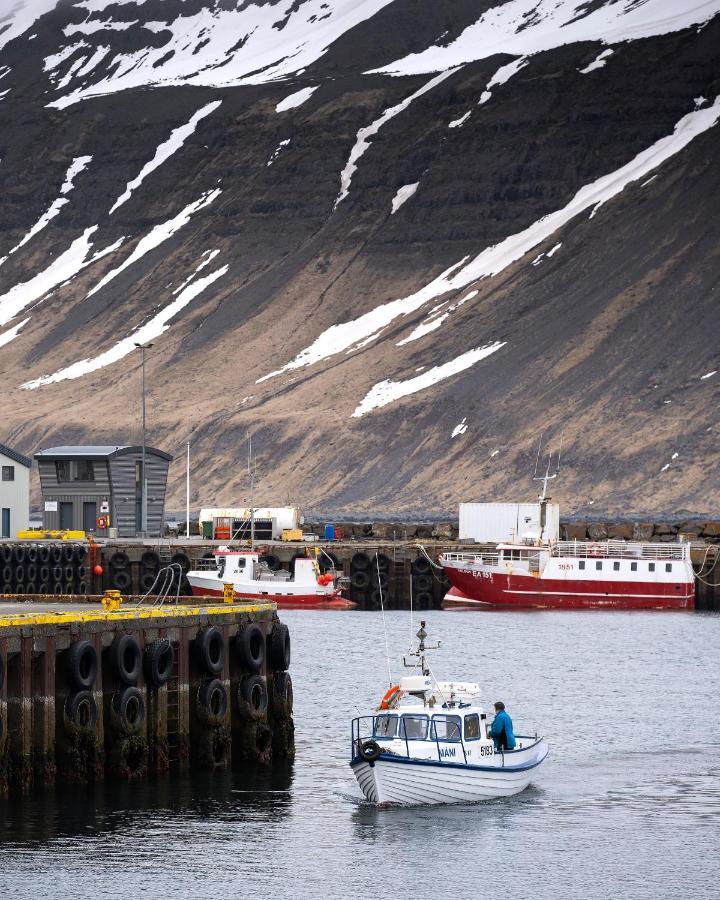 Fisherman Hotel Westfjords Sudureyri Buitenkant foto